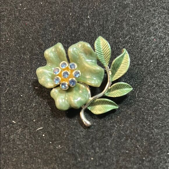 Jewelry - Green Floral Brooch with Blue Accents